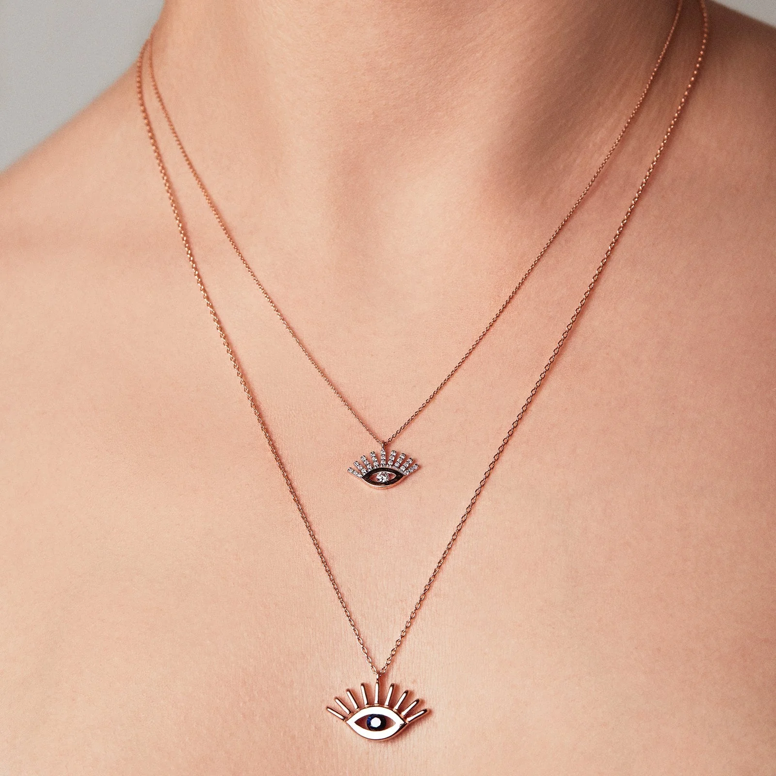 Shimmery Evil Eye Maxi Chain Necklace - Image 4